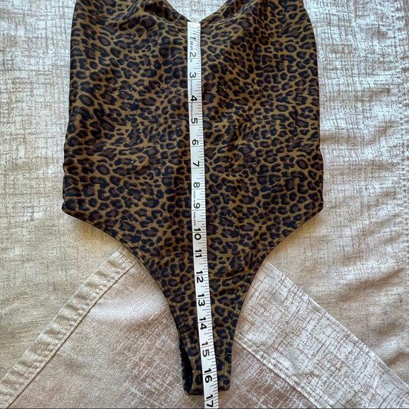Kendall + Kylie Leopard Swimsuit - Picture 14 of 14